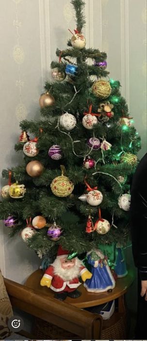 Продам ёлку 120см