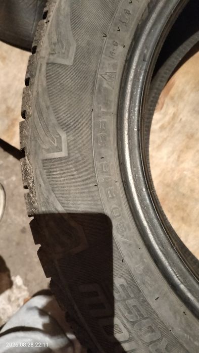 Продам шипы р16  состояние отличное