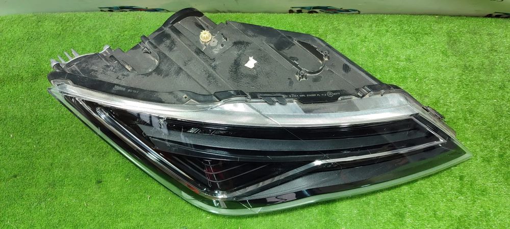 FAR DREAPTA FULL LED CU LUPE SEAT LEON 5F / FACELIFT / COD OEM 90100840 / 5F1941008G 2017-2020 (4F2)