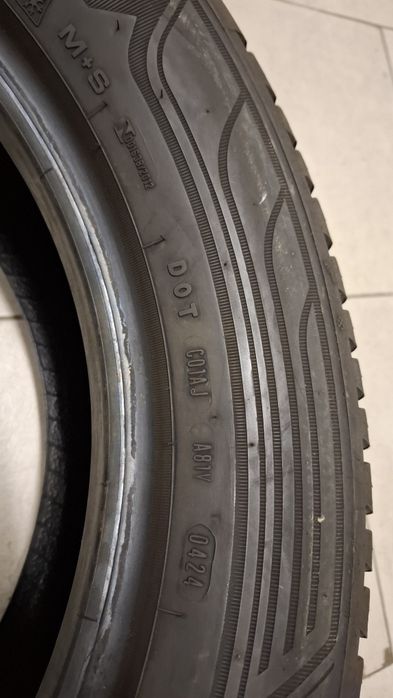 Всесезонна бусова гума  GoodYear 225 55 17C