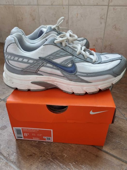 Nike дамски маратонки