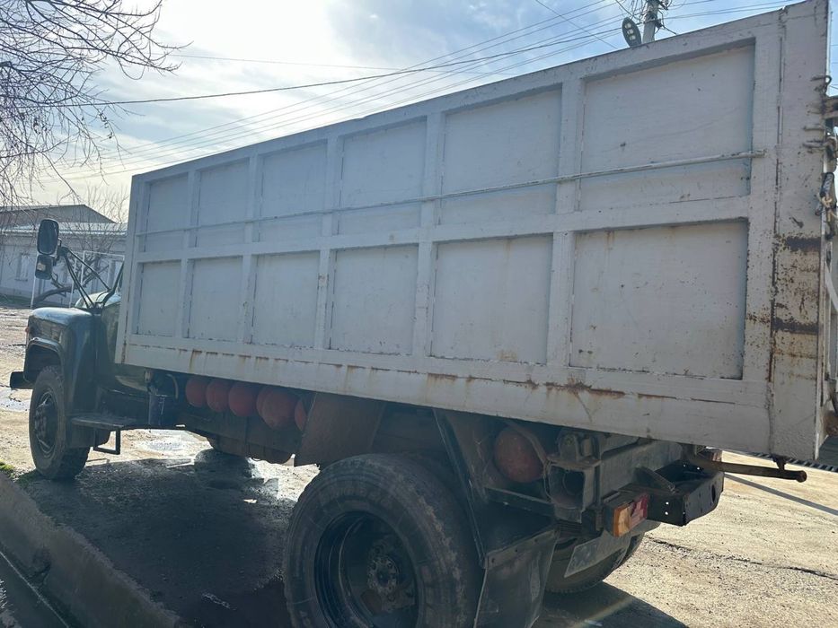 Ваз 53 сотилади. Vaz 53 sotiladi