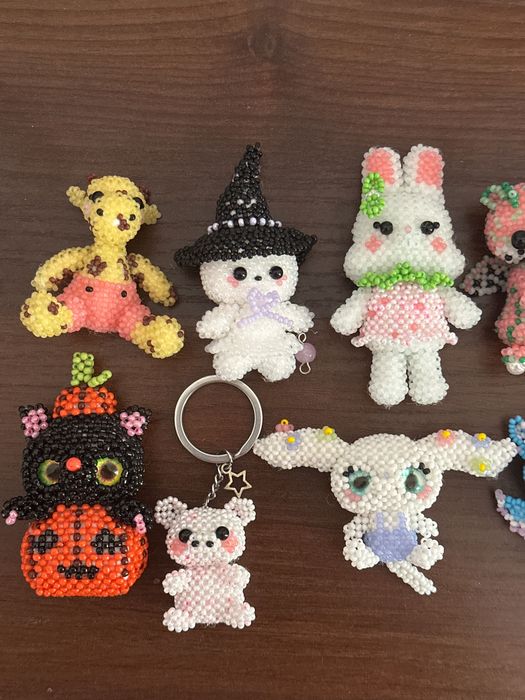 Фигурки, играчки от мъниста