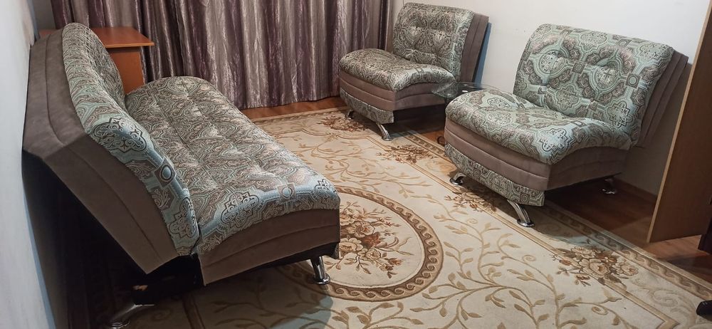 Продаю мягкий уголок