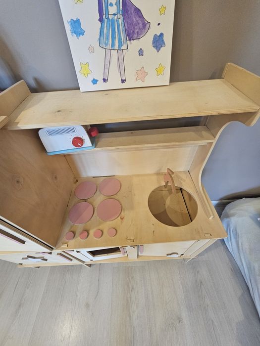 Дървена кухня детска