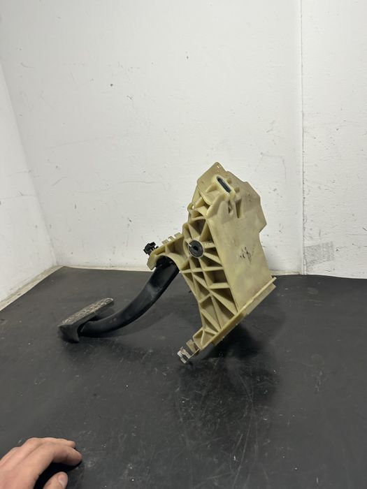 Pedala frana BMW Seria 5 E60 E61 525d 530d 535d 6759944