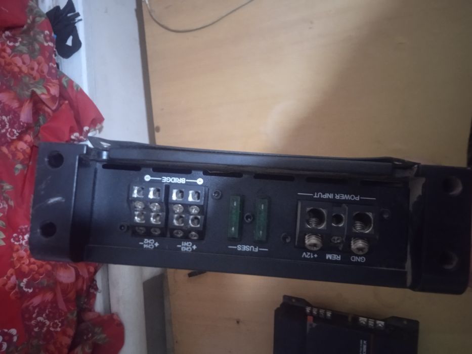 Усилитель Кенвуд 500 Усилитель Гертз 1000