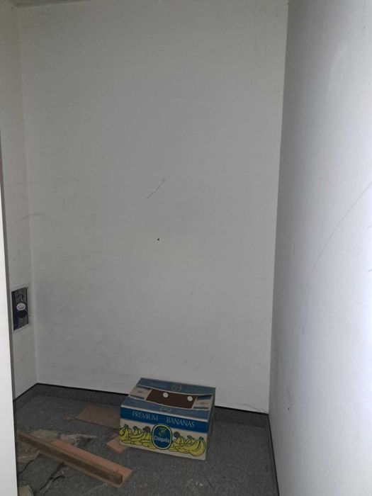 Дава се под наем Магазин в Дупница - 70 кв.м за 510 € - Снимка #1