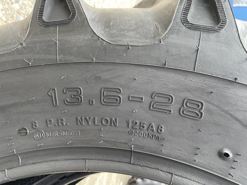 Anvelopa 13.6-28 CEAT FARMAX 8PR 125A8 TT  Cauciucuri tractor, Fiat, Case, Fendt, John Deere, New Holland, Massey Ferguson, UTB   Cauciucuri tractor,