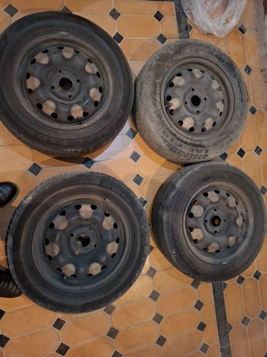 Diska balon kalpak razmer 15