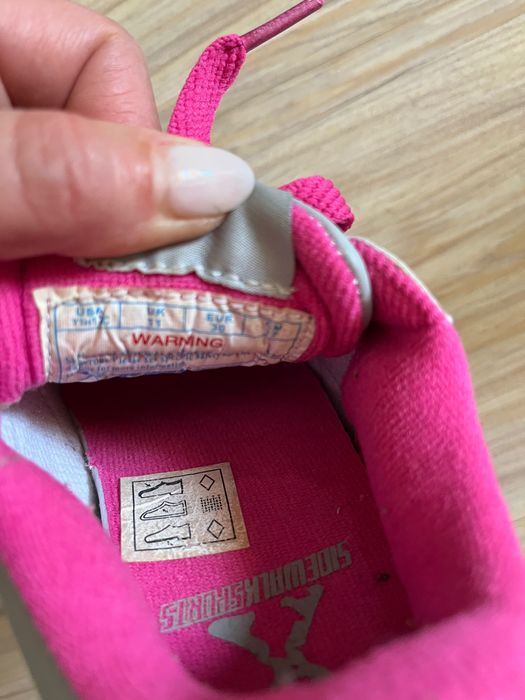 Обувки спортни с колелца