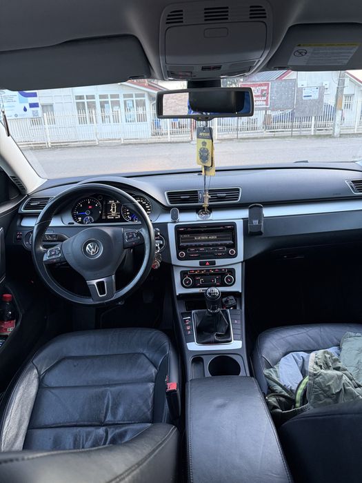 VOLKSWAGEN Passat 2012 — imagine 12