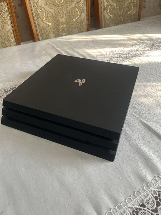 Ps4 pro.