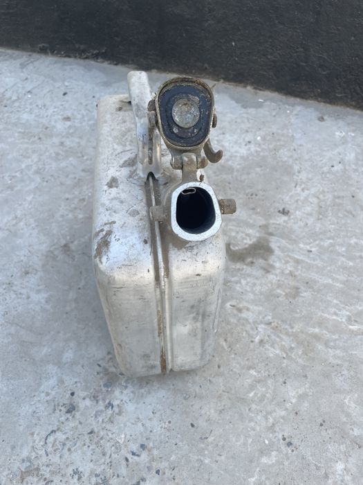 Алюминиевая канистр