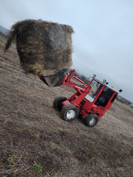 Mini încărcător frontal weidemann