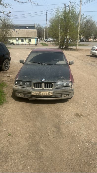 БМВ Е36 3 серия газ бензин