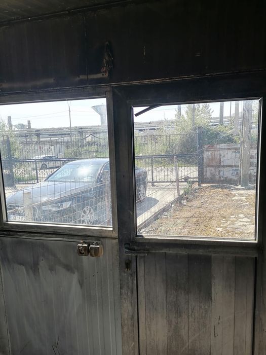Vând cabină pază din termopan