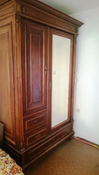 Гардероб старинен 1897 г.