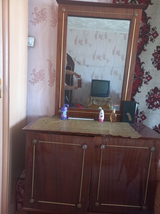 Продам трюмо, мебель польская