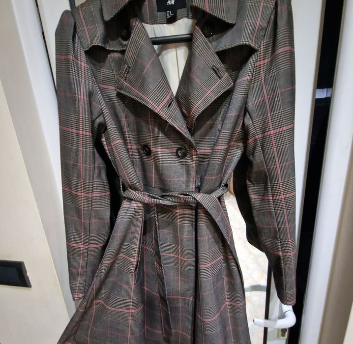 Дамски тренчкот каре