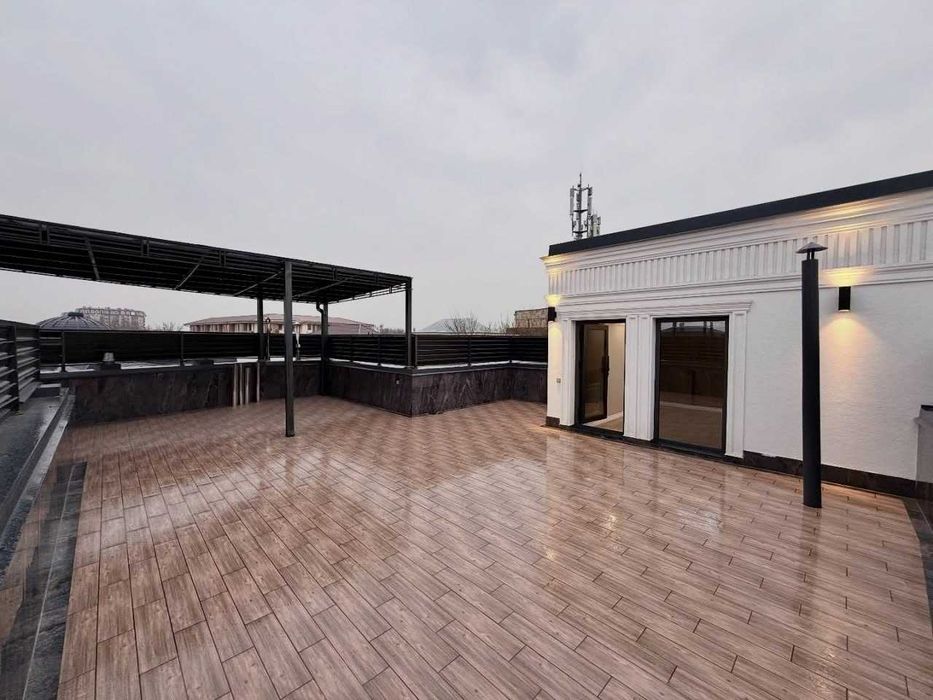 ПРОДАЕТСЯ ДОМ на Олтин тепа Мирзо Улугбекский_район Ор.р: Никитина