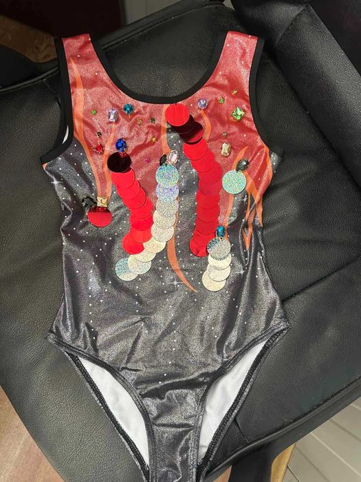 Трико за художествена гимнастика 122-128см