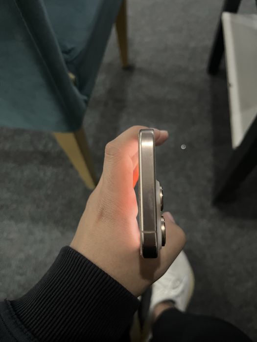 Айфон 16про срочно продам