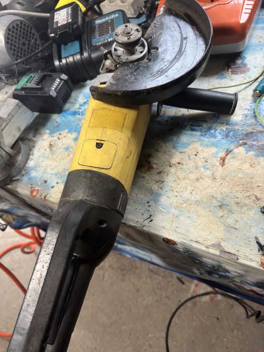 Vand dewalt pe baterie ,flex mare si bormasina