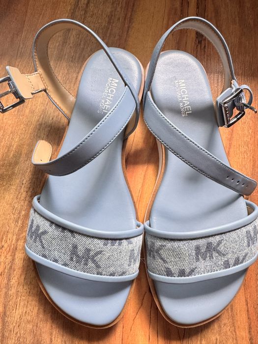 Сандали Michael Kors 35