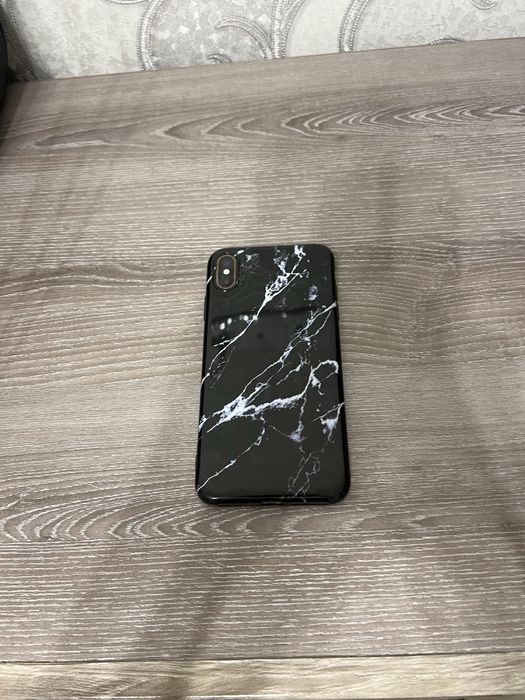 Айфон XS MAX продается