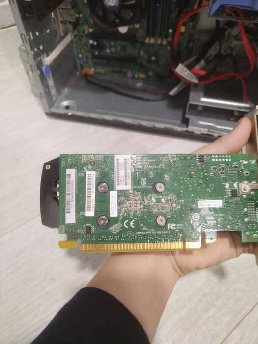 Компютър за лек гейминг lenovo thinkcentre M83