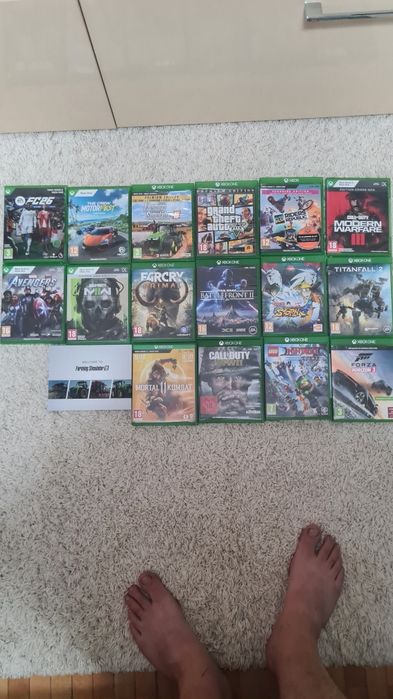 Vand Xbox one s slim de 1 Tb cu 16 jocuri plus volan Thrustmaster