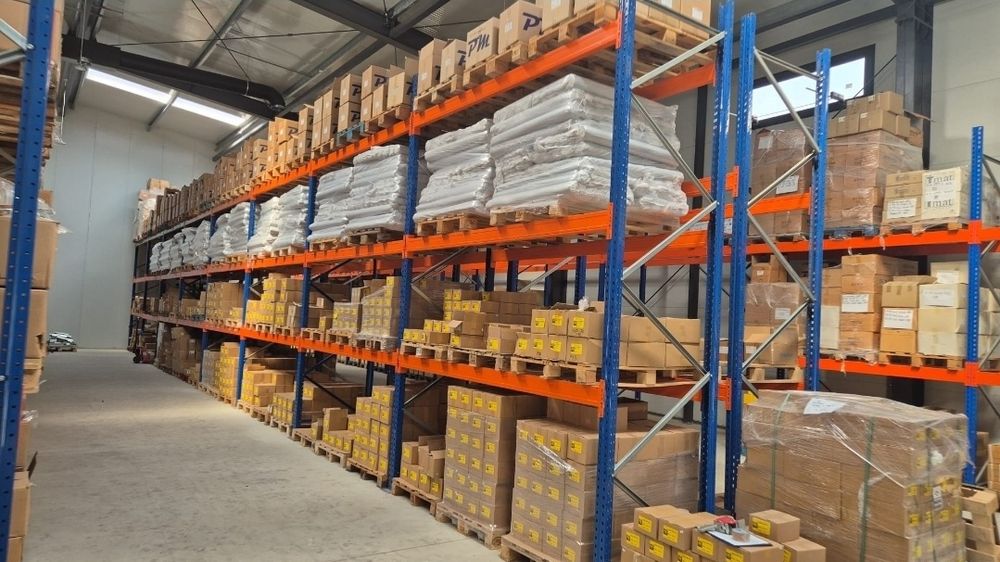 Rafturi metalice depozitare paleti industriale 29x00