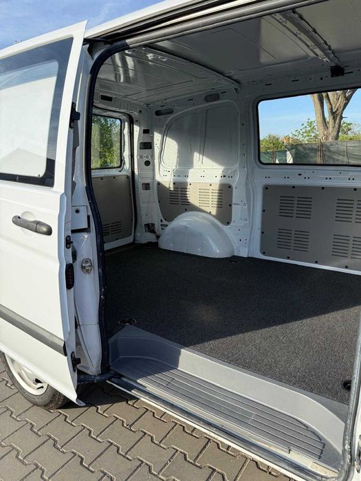 Mercedes Benz Vito