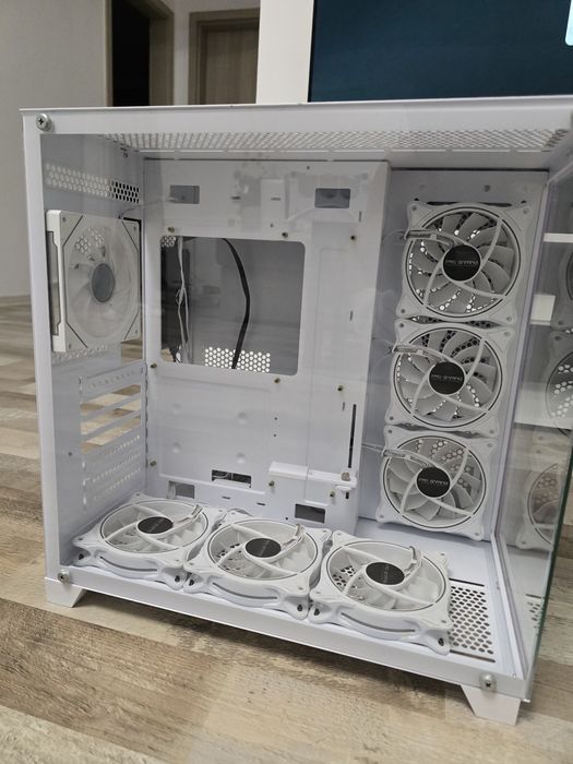 Carcasa Acvariu Acegeek Mercury R425 cu 7 ventilatoare si FanHub