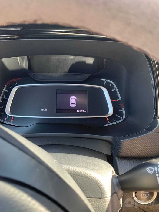 Продам свой автомобиль KIA SONET LUXE 2025 года с пробегом 18000