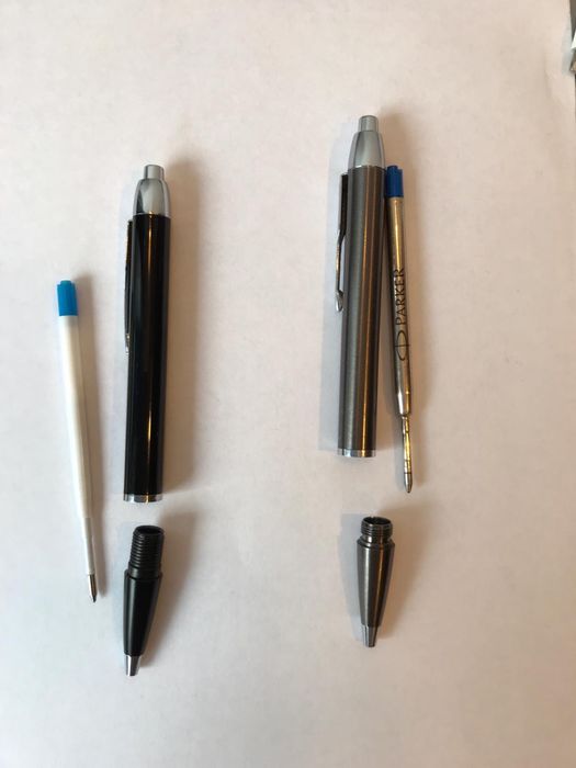 Pix Parker IM negru si gri