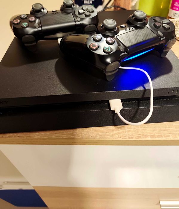 Playstation 4 slim 1tb