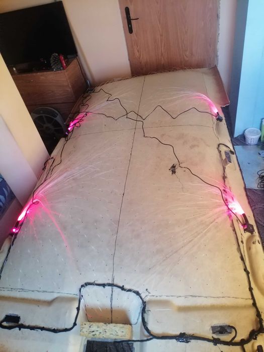 Таван с Черна алкантара и звездно небе с 600 звезди за пасат б5.5