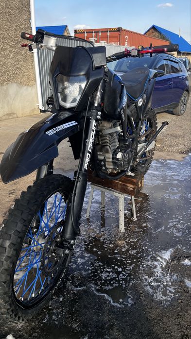 Продам эндуро 300куб