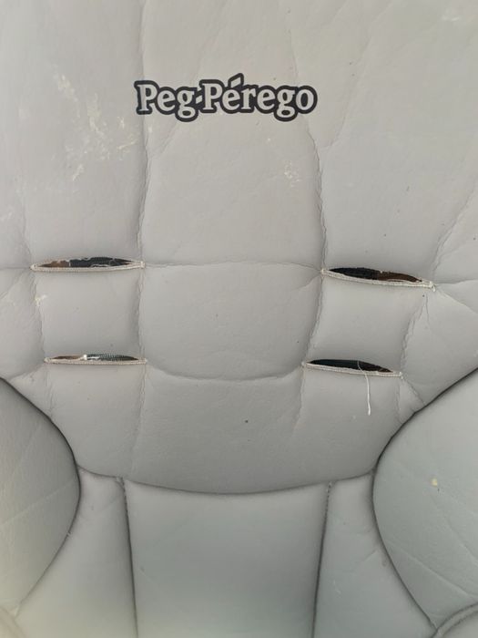 Стульчик для кормления ребенка