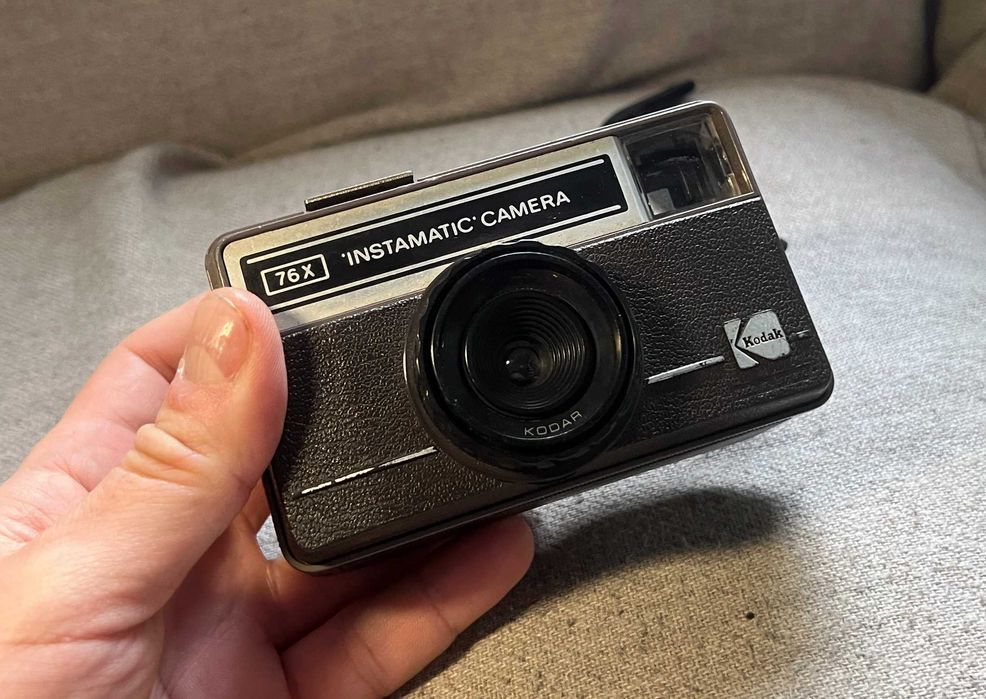 Aparat foto film Kodak Instamatic 76X - colectie - functional