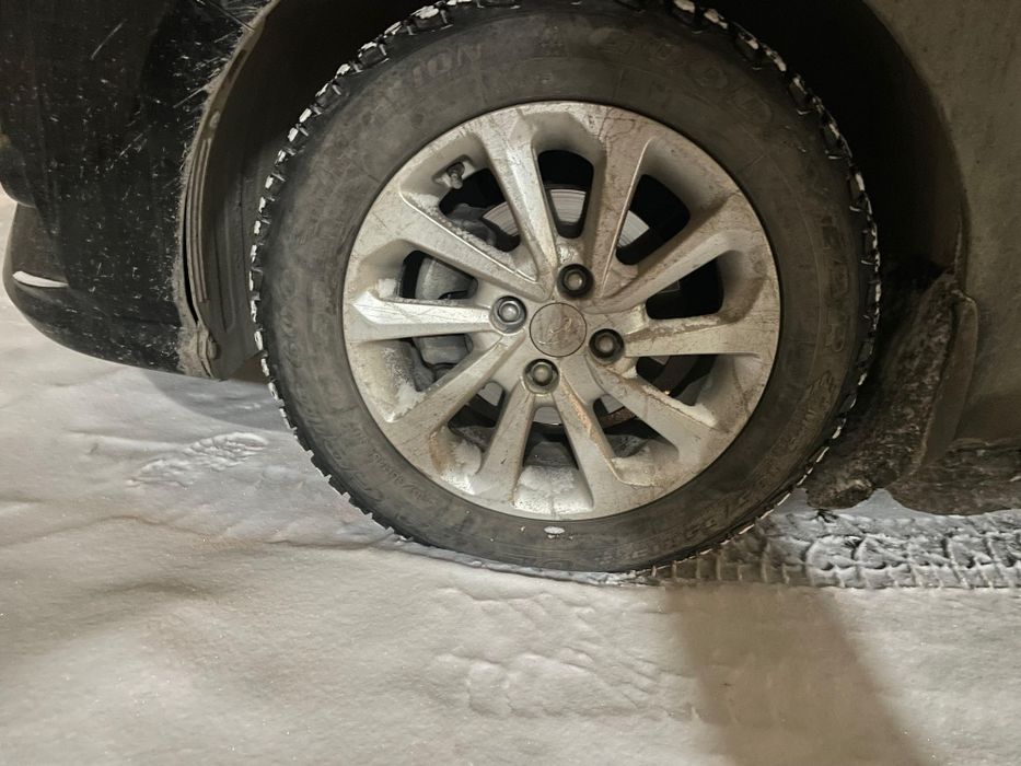 Диски с шинами о