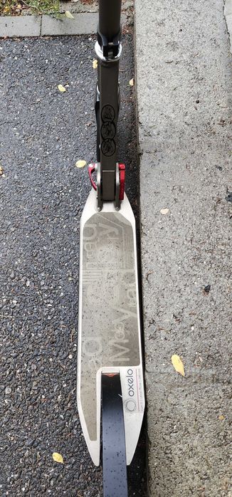 Trotineta OXELO piabila.