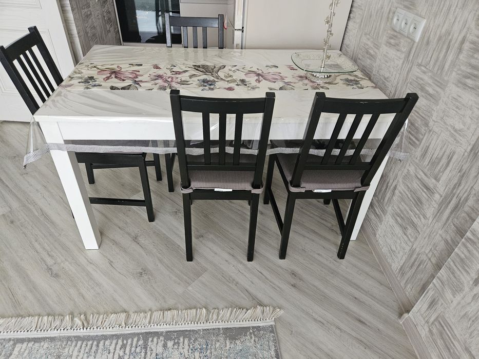 Продам стол со стульями