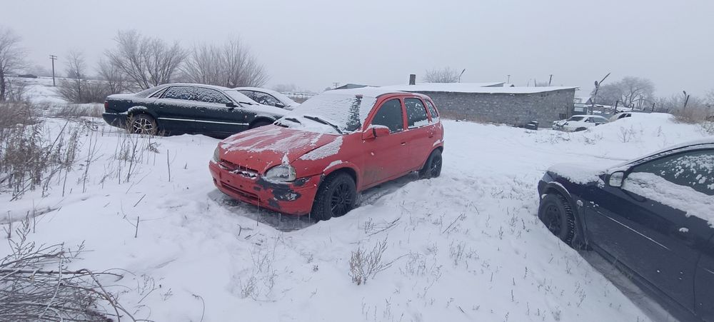 Опель Корса по запчастям