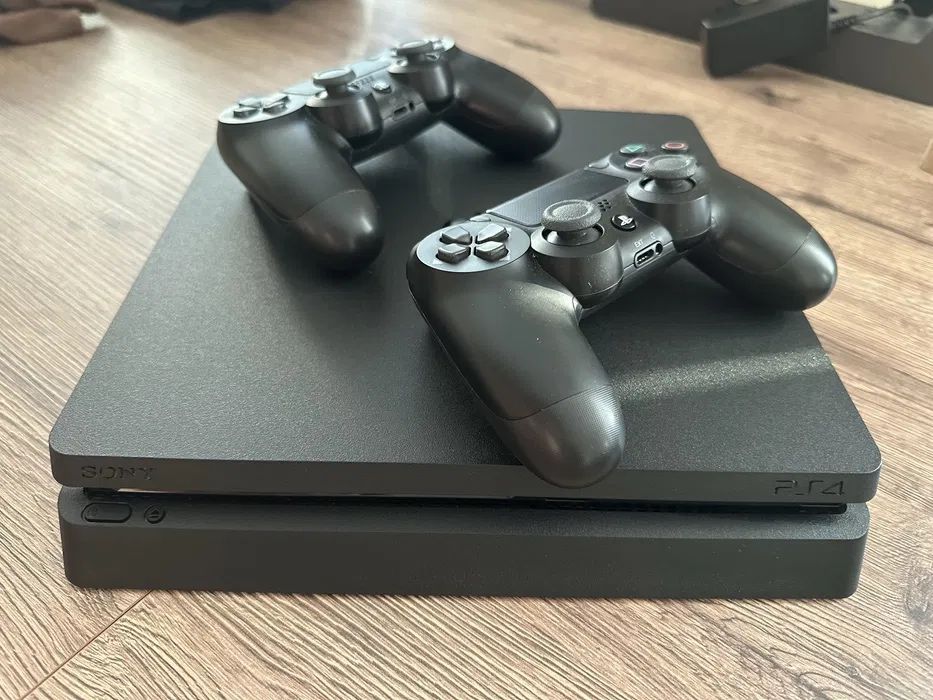 Продам ps4 slim 1tb