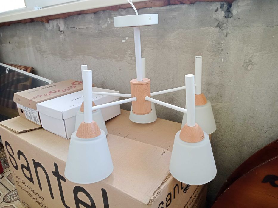 Люстра (светильник)