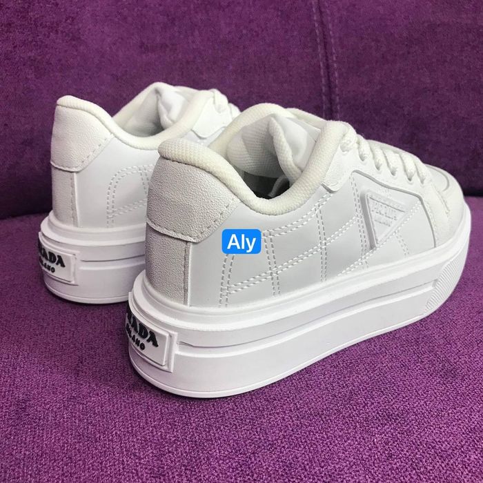 Adidași Prada damă