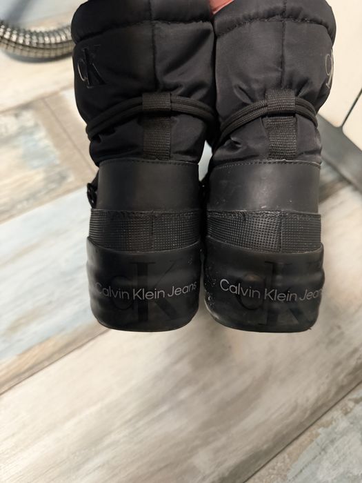 Calvin Klein апрески